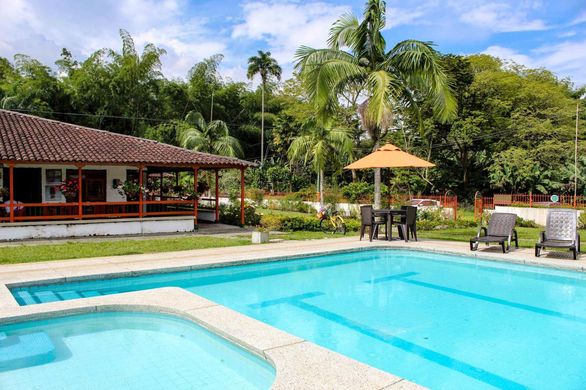 Hotel Campestre La Floresta 4*
