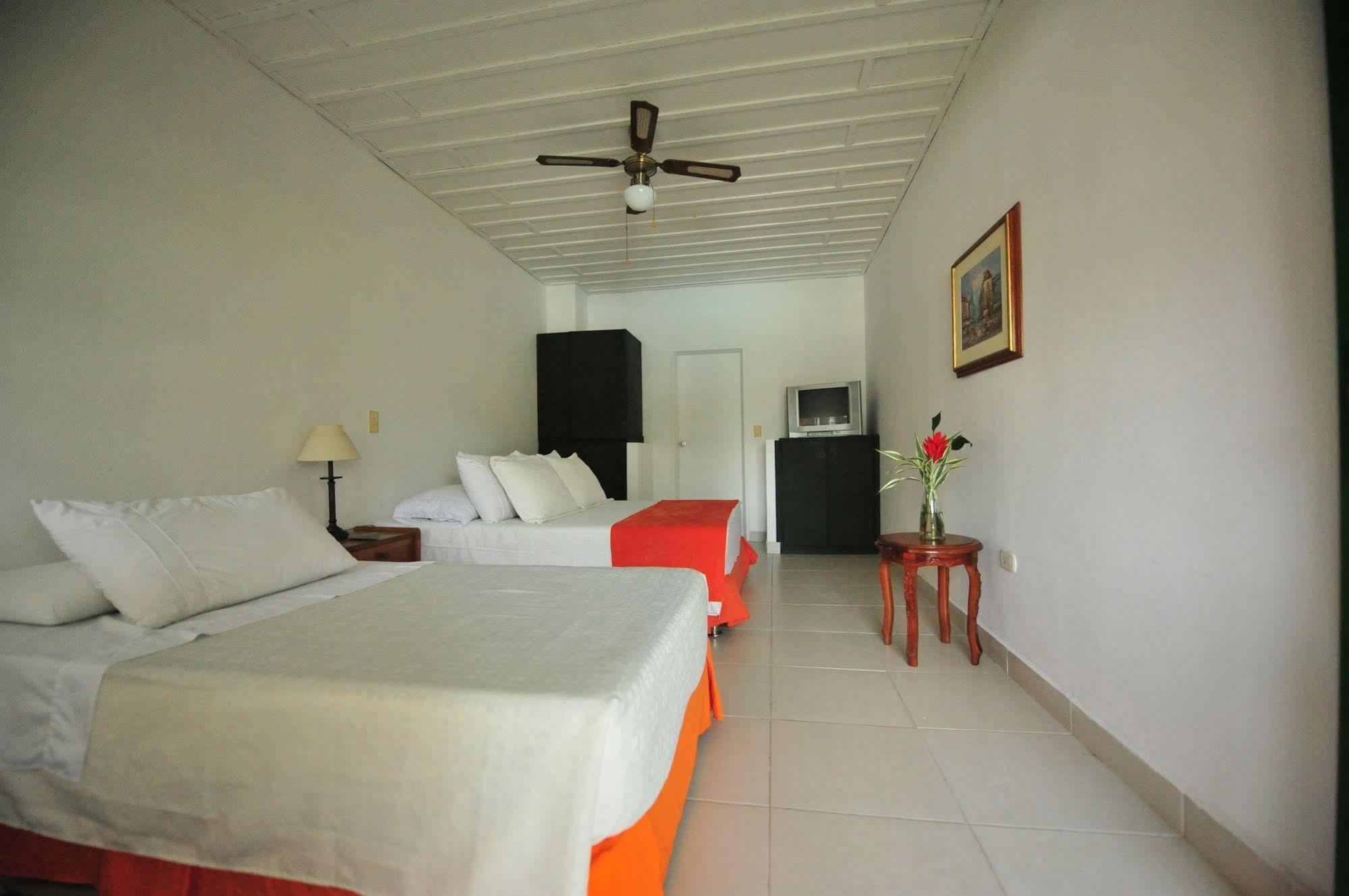 Campestre La Floresta 4*