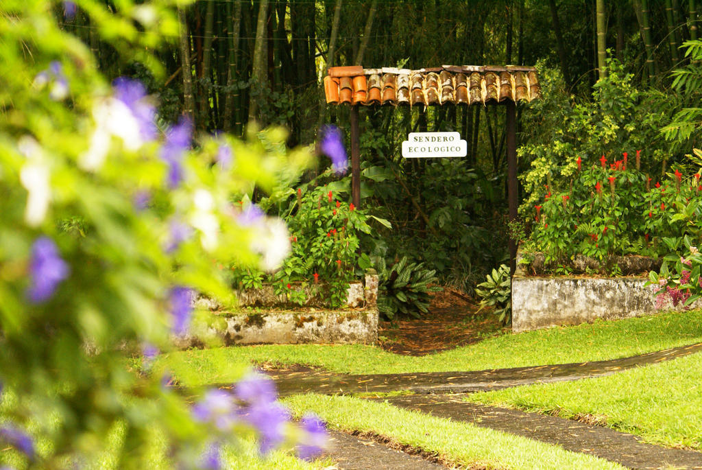 Hotel Campestre La Floresta 4*