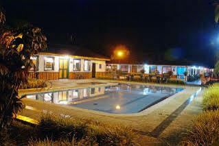 Campestre La Floresta 4* Puerto Espejo